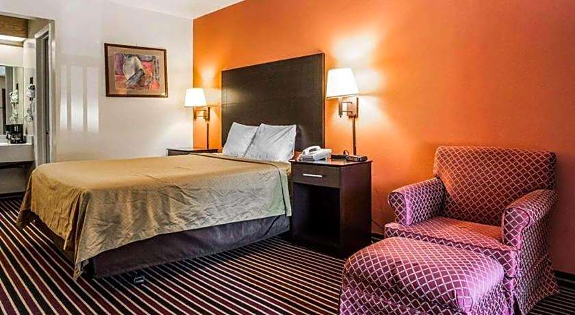 Econo Lodge Urbandale