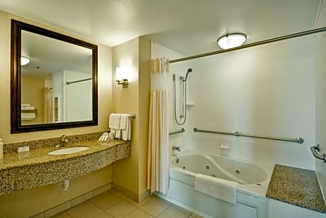 1 King Mobility Accessible W/ Bathtub