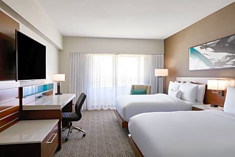 Queen Room with Two Queen Beds and Roll-In Shower - Mobility and Hearing Accessible