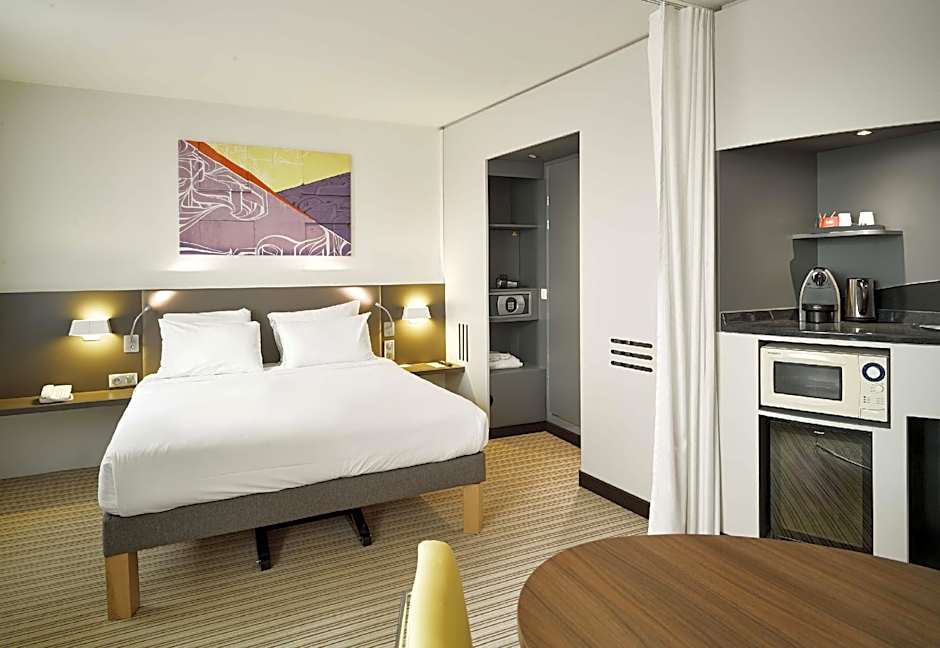 Photo 1 of 9 of Superior 1 Double Bed Suite