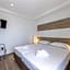 B&B Sol