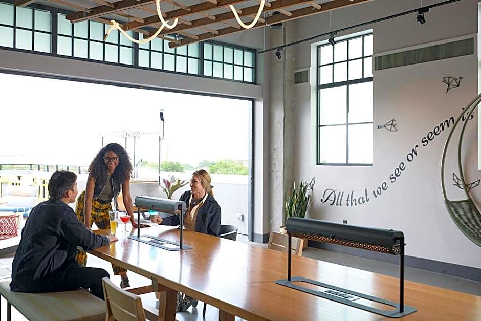 Moxy Charleston Downtown