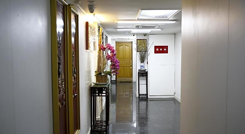 Sandhu Guest House