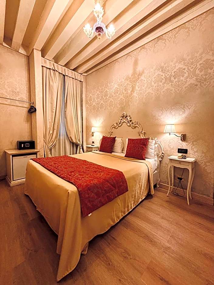 Photo 1 of 17 of Classic 1 Double Bed or 2 Beds