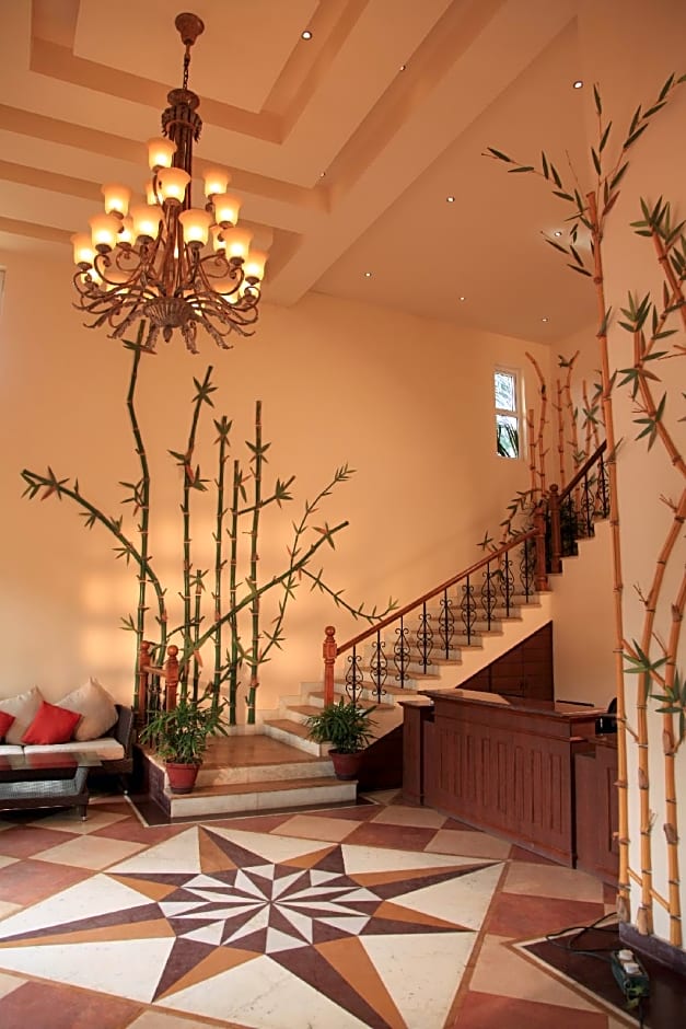 Country Roads Resort