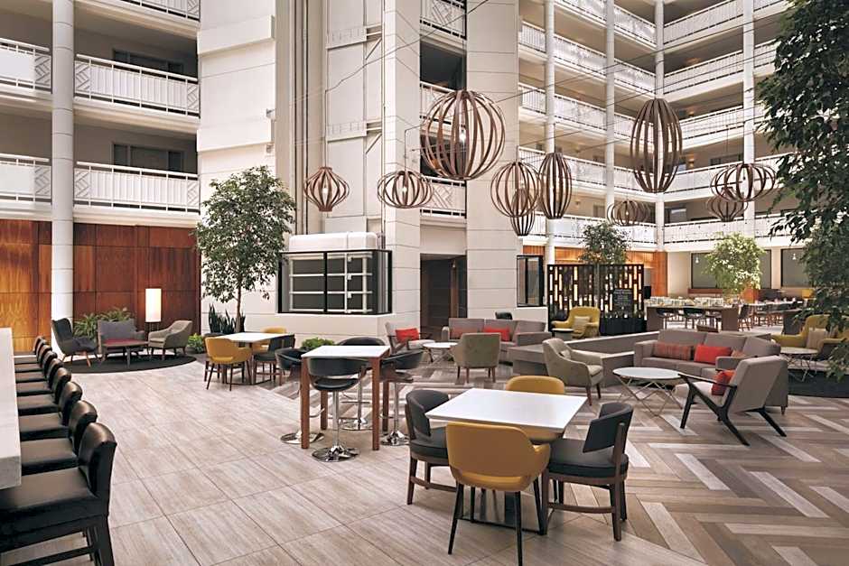 Embassy Suites By Hilton Hotel Richmond-Commerce Center