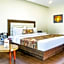 Summit Montana Suites & Spa at Mall