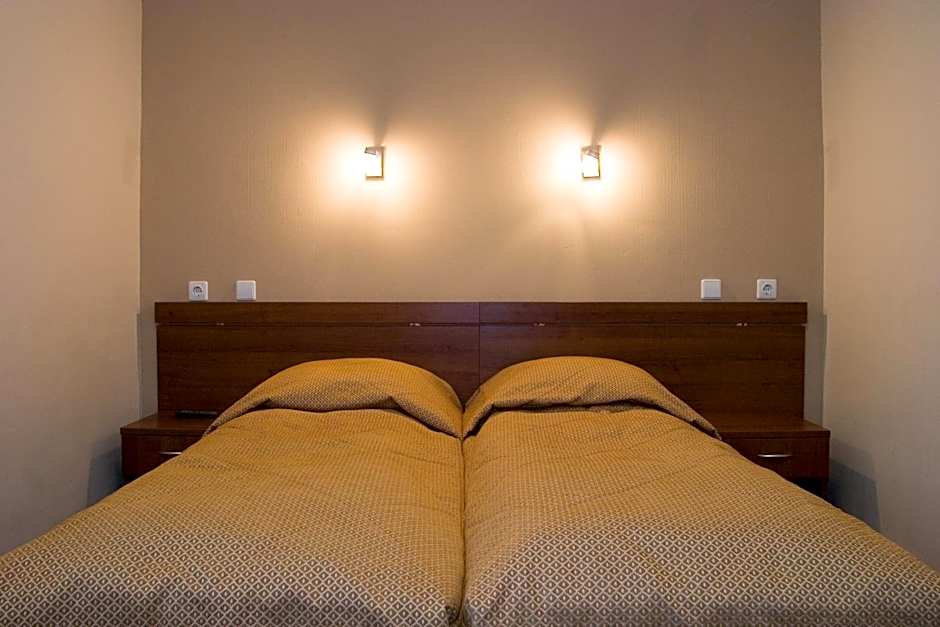 Photo 1 of 6 of Standard 2 Beds