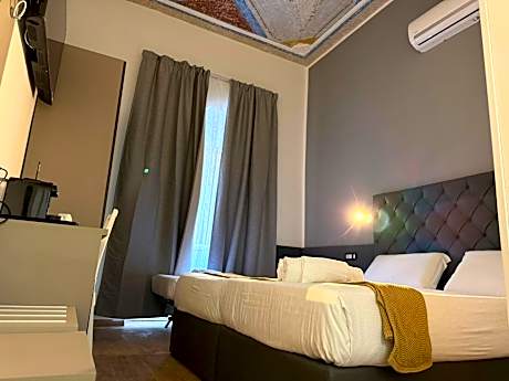 Triple Room with Balcony
