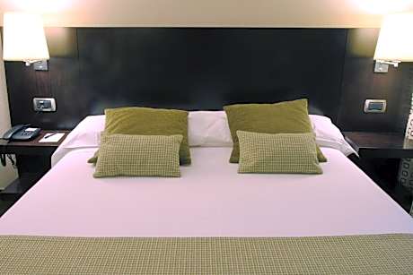 Small Interior Double Room