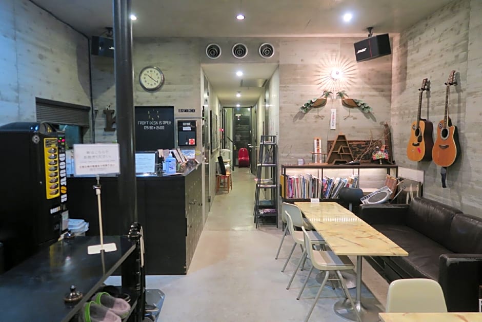 Kangaroo Hotel