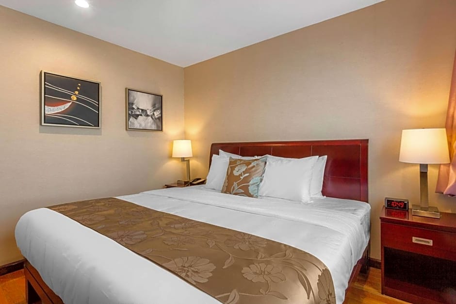 The L Hotel, Ascend Hotel Collection