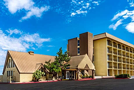 Hotel 505