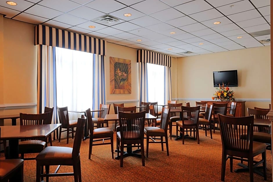 Country Inn & Suites by Radisson, Orangeburg, SC
