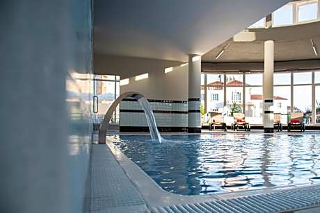 Luna Hotel de Tábua