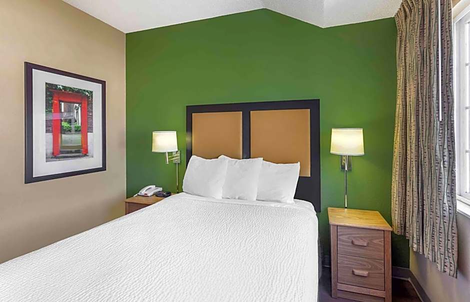 Extended Stay America Select Suites - Providence - Airport