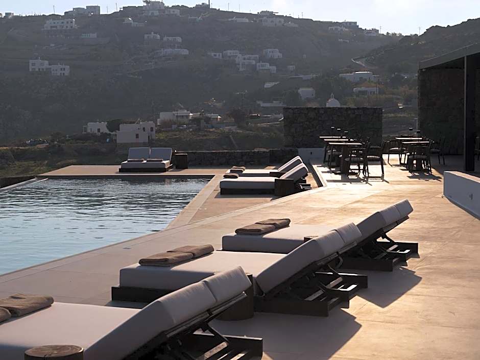 Ezio Bo Luxury Living