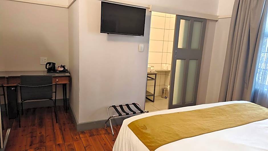 THE Pretoria Hotel