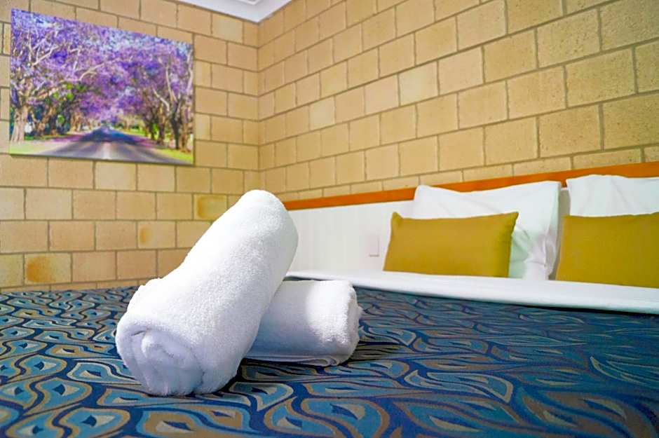 Jacaranda Country Motel