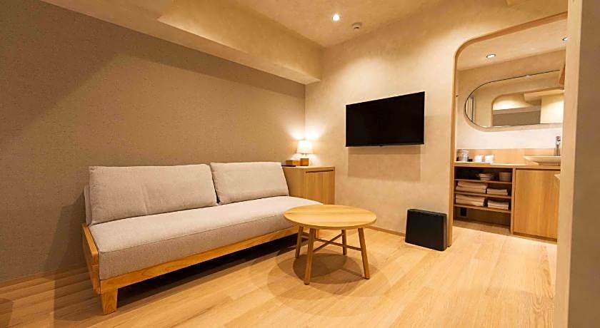 HOTEL PAUL HOUSE