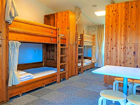 Sextuple Room