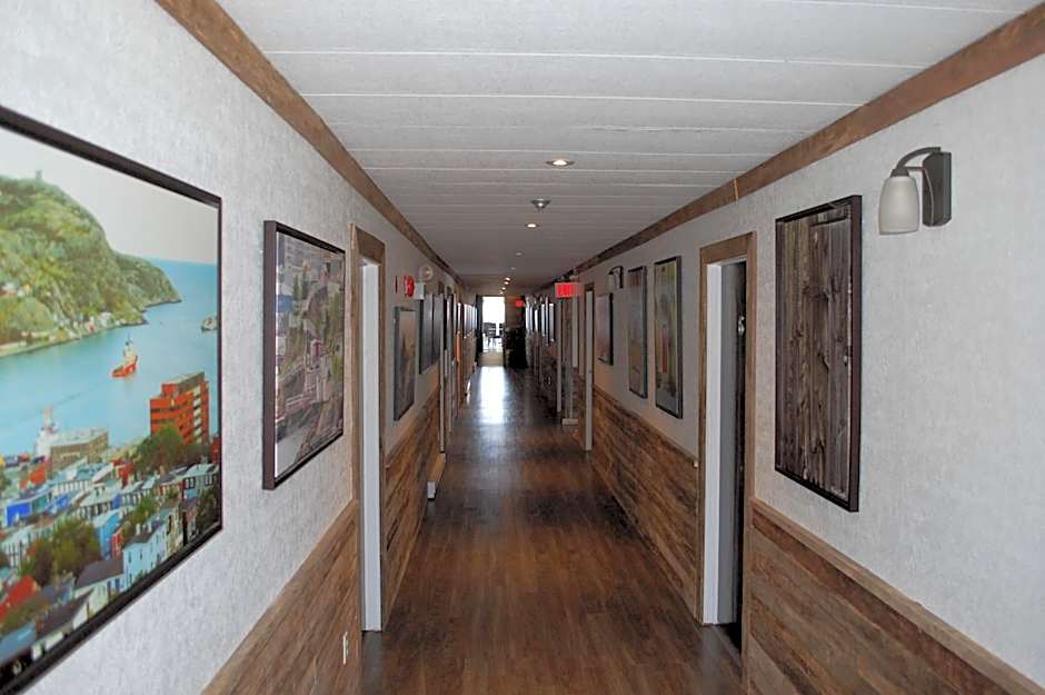 Edge of the Avalon Inn