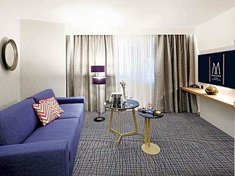 Executive Queen Suite