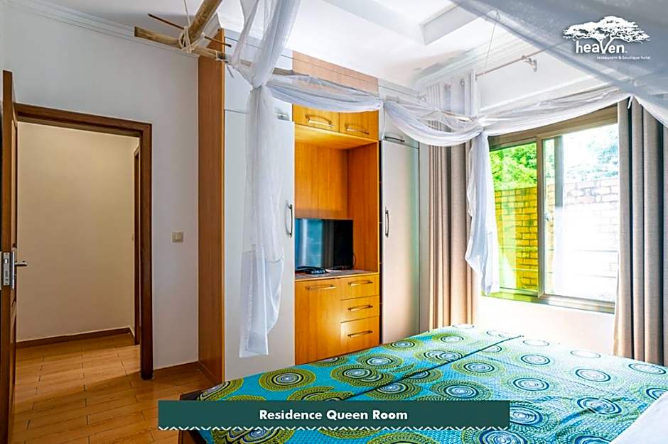 Heaven Restaurant & Boutique Hotel