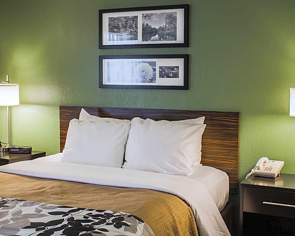 Suburban Studios Johnstown - Richland Town Center