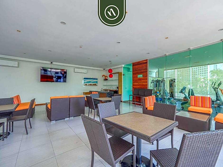 2BR Condo with Private Blacony - Oceean View