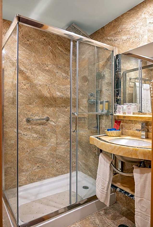 Grand Muthu Forte Da Oura