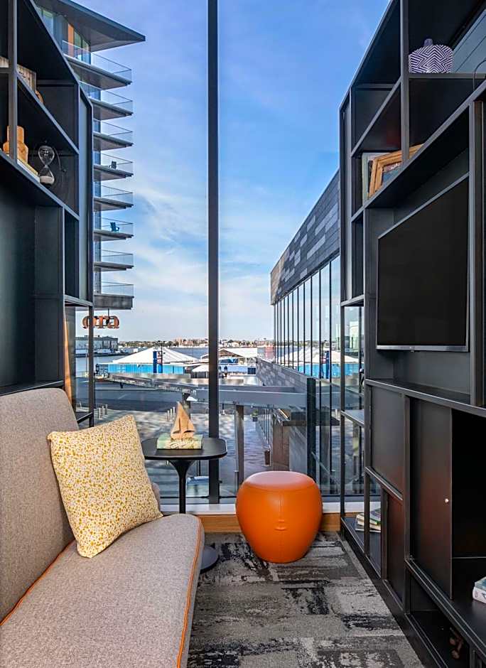 Hyatt Place Boston/Seaport District