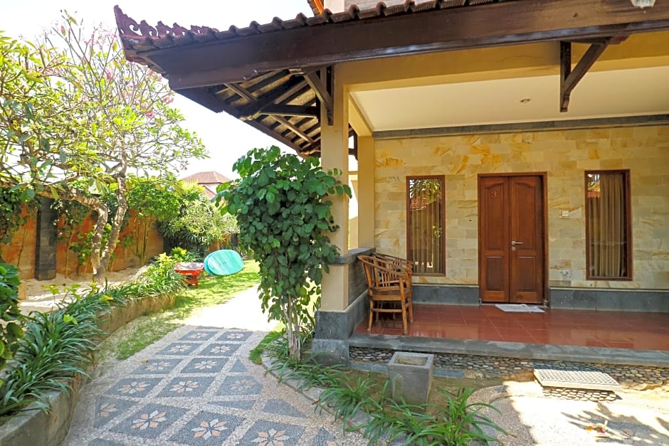 Puri Nusa Beach Hotel by ZUZU