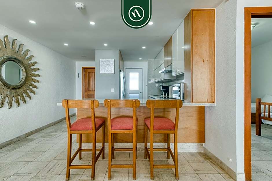 2BR Condo with Private Blacony - Oceean View