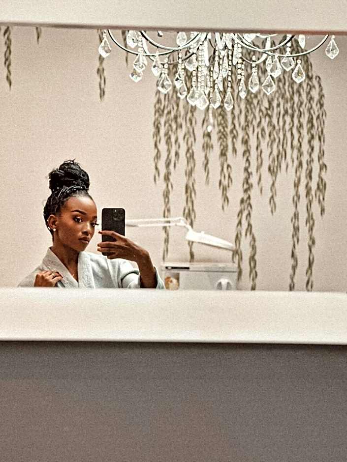 Lighthouse Guesthouse & Cafe