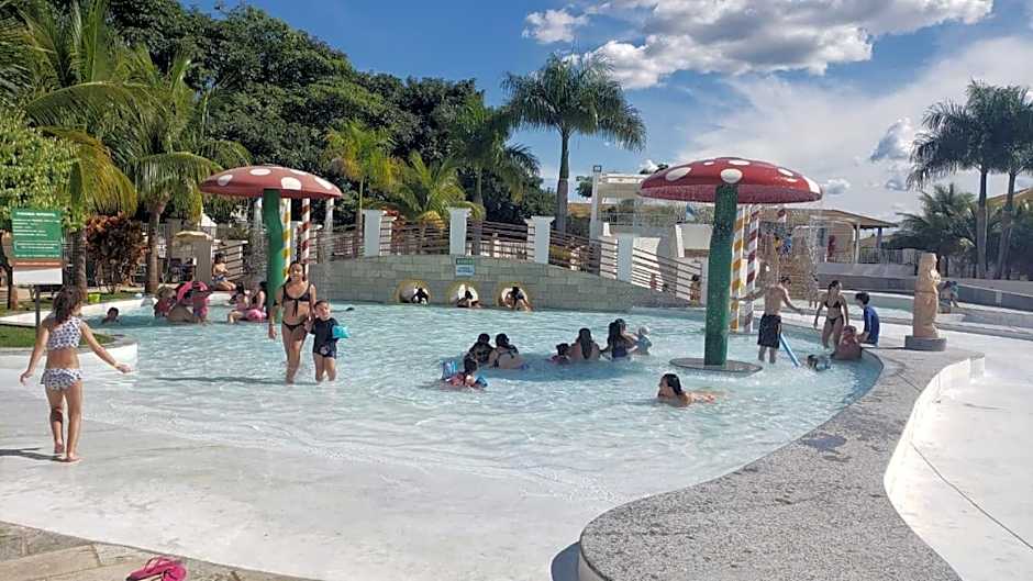 Apart Hotel Lacqua Di Roma Caldas Novas