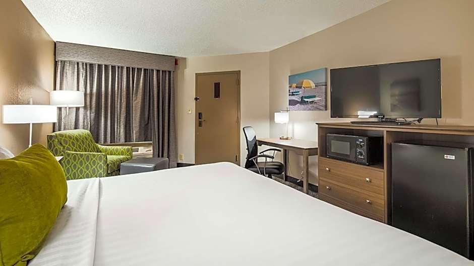 Best Western Center Inn