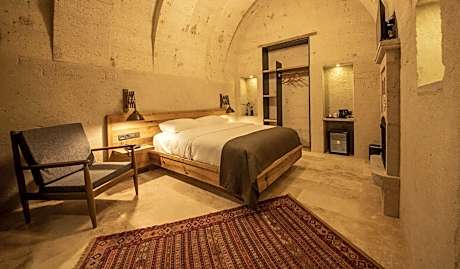 King Room with Spa Bath