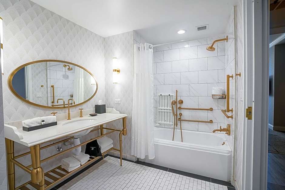 Hotel LeVeque, Autograph Collection by Marriott