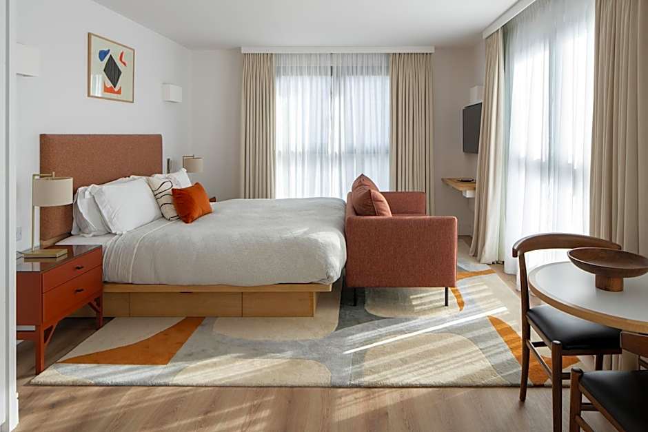 Rockwell East-Tower Bridge