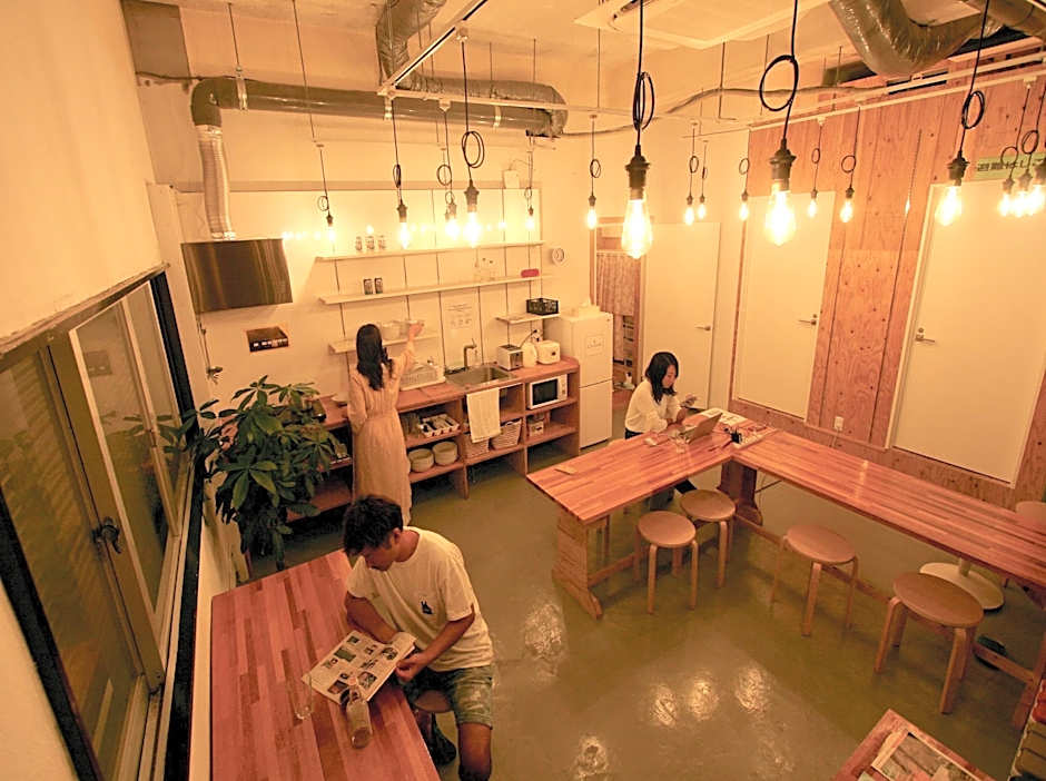Ishigaki Guesthouse HIVE