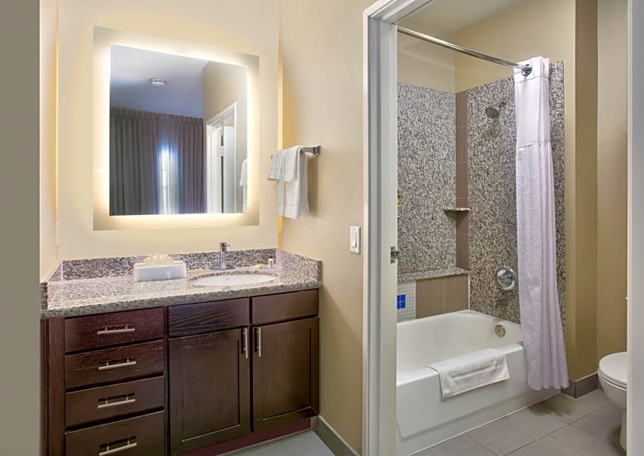 Staybridge Suites Plano By IHG