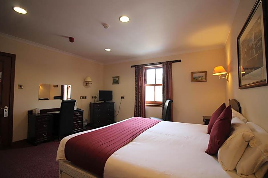 The Royal Hotel Elgin