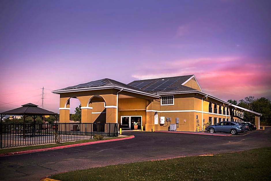Red Roof Inn Canton, TX