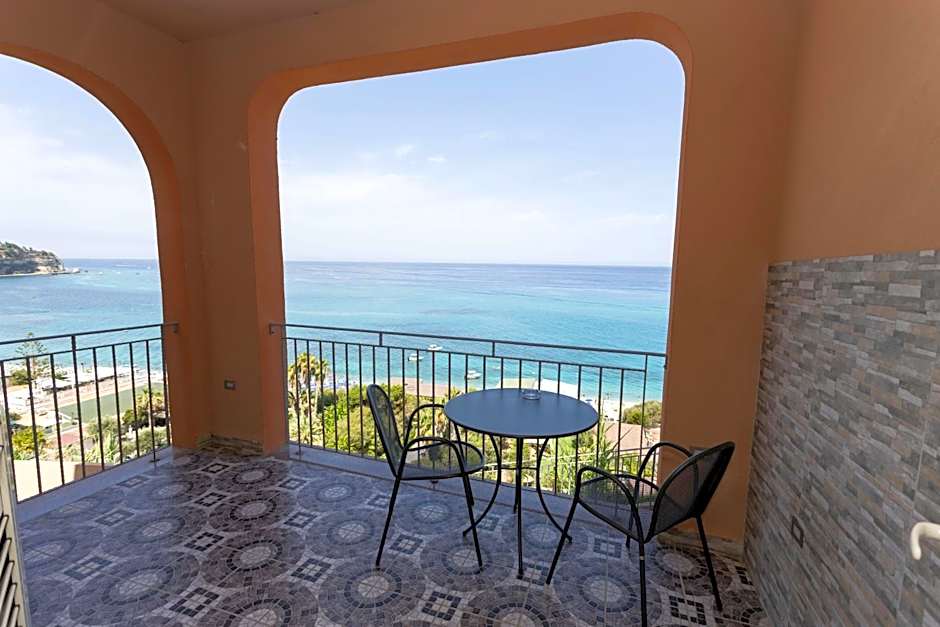 Hotel Terrazzo Sul Mare