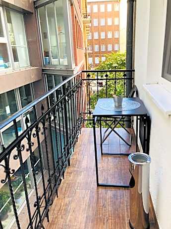 Deluxe Double Room with Private Bathroom and Balcony