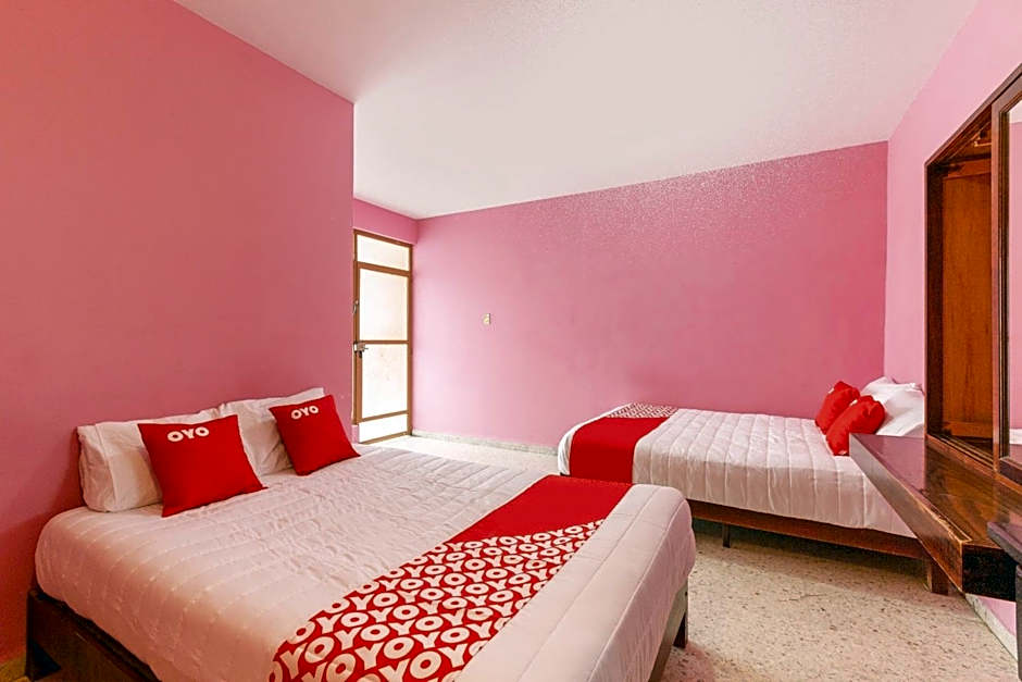 OYO Hotel Emperador