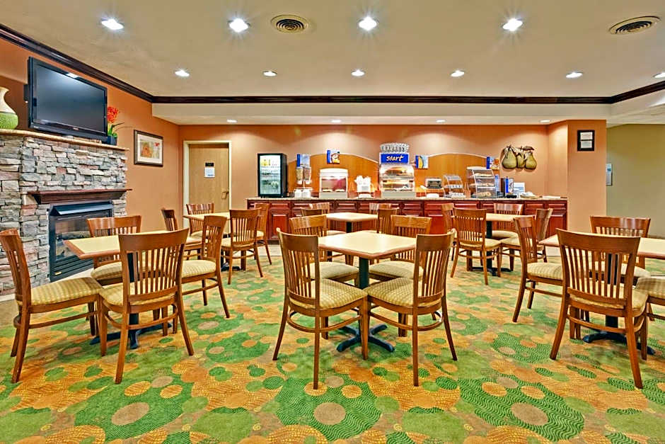Holiday Inn Express Winfield By IHG