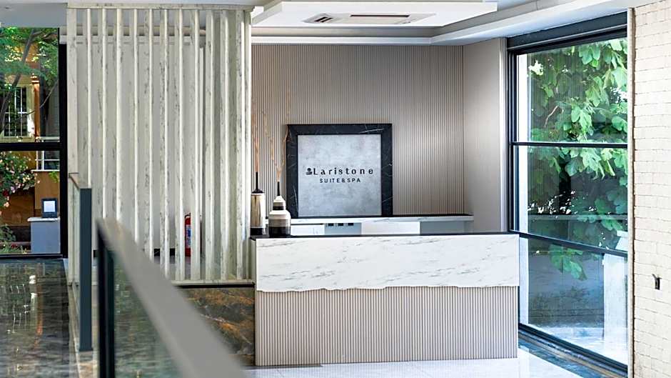 Laristone Suite Spa Hotel