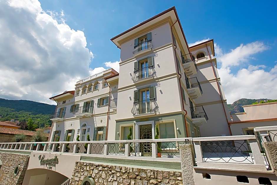 Al Campanile Aparthotel & Suite